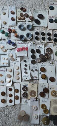 Vintage Buttons on Cards Sewing Crafts Lot - Picture 3 of 16