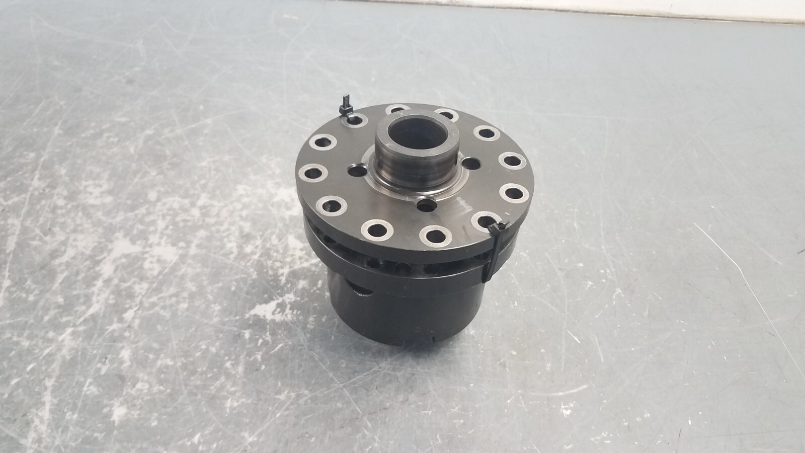 Lamborghini Gallardo  OEM Rear Differential Carrier #7635 B5