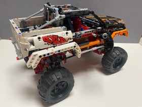 LEGO Technic: Model: Off-Road  4 x 4 Crawler 9398 remote. Power functions.