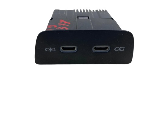 VW T-ROC A11 2021 USB/AUX-In Socket Port 2G6035954 (AJ3377)