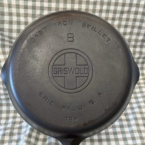 Griswold Cast Iron Skillet No.8 Large Block Logo, EPU 704 Z Vintage Restored