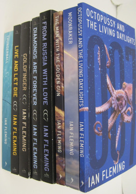 James Bond, 8 vol by Ian Fleming (SC BA)