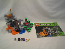 Lego Minecraft The Cave 21113 100% Complete Cave No figures