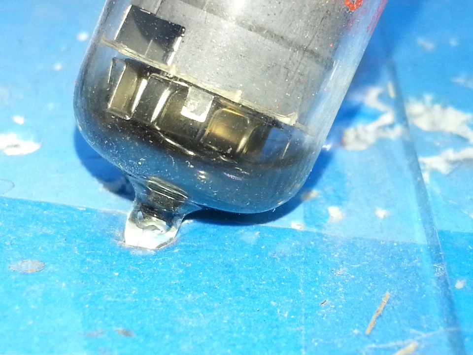 TUBO CBS HYTRON 5749 6BA6 W EF93 CV454 SUPER DULCE ÚNICO NUEVO EN CAJA ORIGINAL Foto 4 de 4