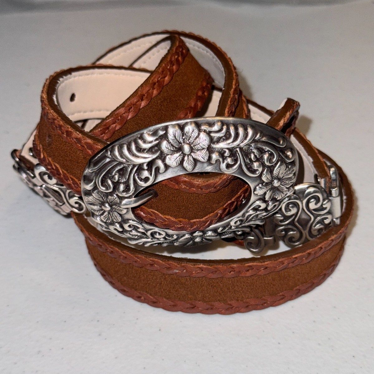 EUC Coldwater Creek Brown Leather Belt Concho Floral Buckle 