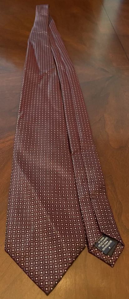 Van Heusen 100% Polyester Men’s Neck Tie Made In China - Image 3 of 4