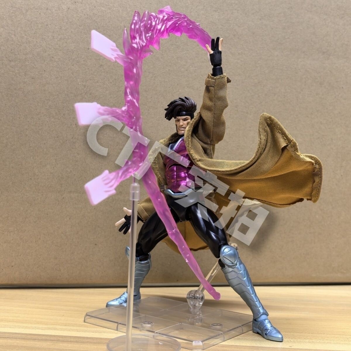 In-Stock CT Toys MAFEX No.131 X-Men Gambit Comic Ver. Action