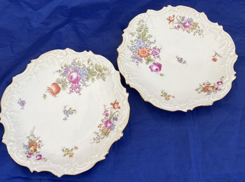 Antiguo par de platos de postre flores de porcelana Emile Coiffe Limoges c1870s francés - Imagen 2 de 11