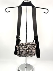 Lululemon Essential Mat Carrier Ripple Seal Grey Black U9AAQS 2016