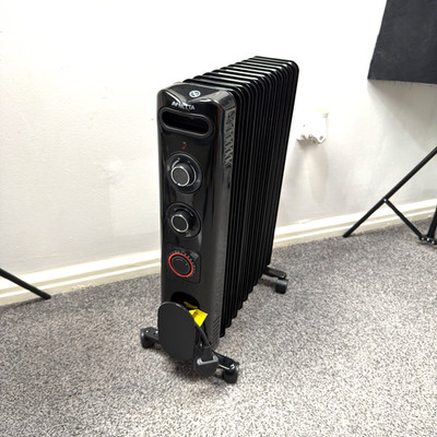Netta 2500W Ölheizkörper Heizung Schwarz 11 Fin Timer Thermostat Tragbar Zuhause