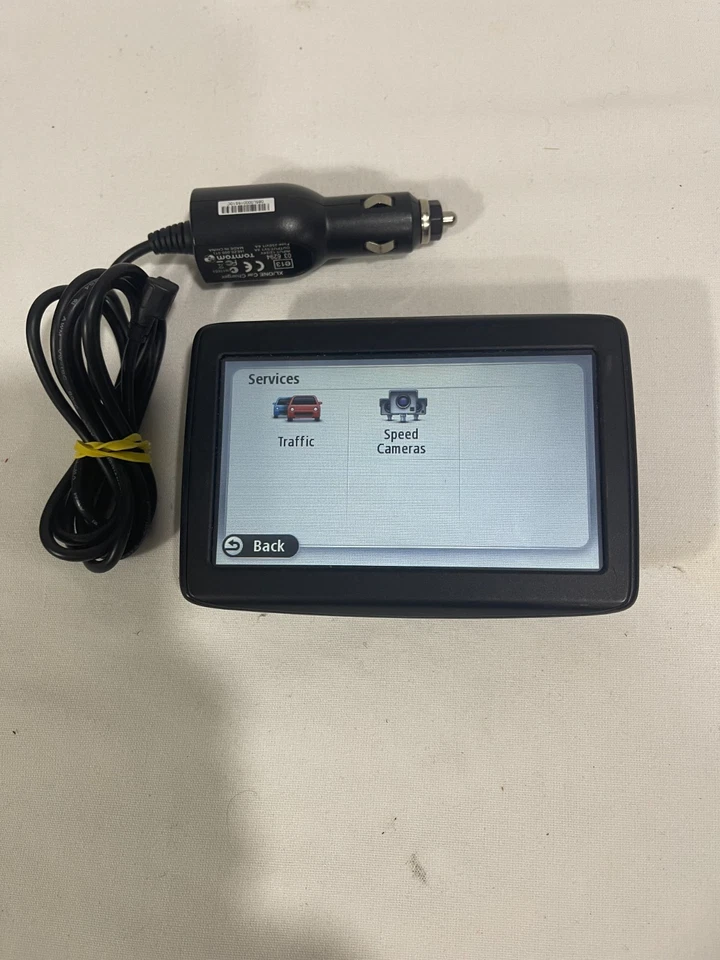 TOMTOM 4EN52 Z1230 Portable GPS 5” Screen - Image 2 of 4