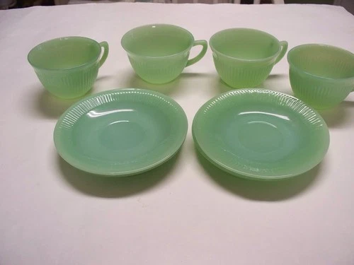 VINTAGE FIRE KING JADEITE JANE RAY CUP & SAUCER SET OF 4