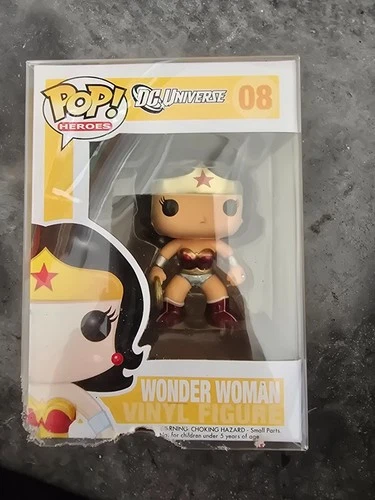 Wonder Woman Funko Pop! Heroes #08 *CHASE* *YELLOW BOX* (Funko, 2013)