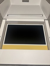 Apple iMac with Apple M1 Chip 8-core CPU 24-inch 8GB RAM 256GB SSD Storage