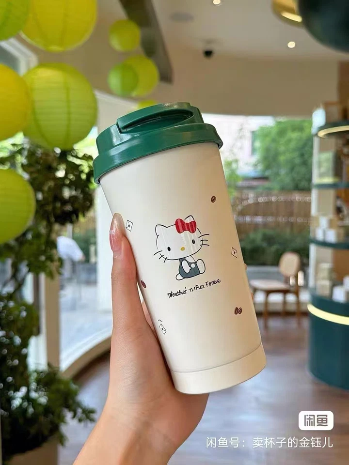 Vaso de acero inoxidable Starbucks x Hello Kitty 17 oz - Serie “Apple Café” Foto 3 de 4