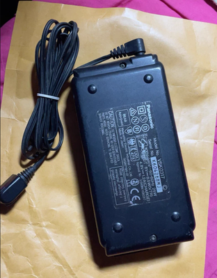 Panasonic VSK0317 4-pin 6V 8.5W 4.8V 1.2A Power Supply Adapter