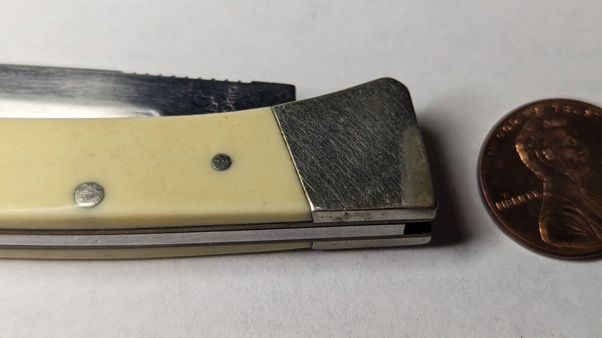 Vintage KA-BAR 1605 Folding Pocket Knife Cleveland, Ohio Vintage KA-BAR 1605 Folding Pocket Knife Cleveland, Ohio