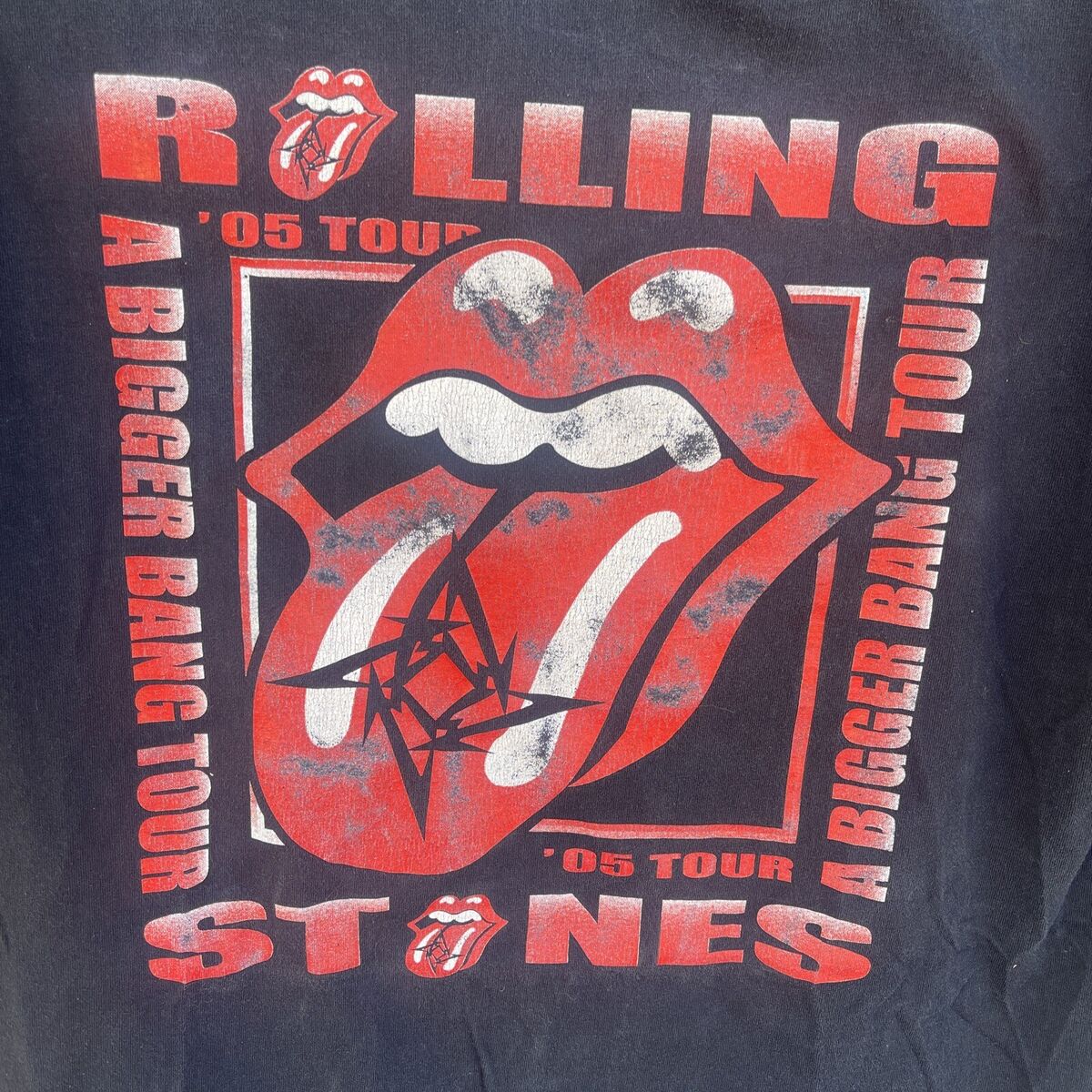 Vintage Concert Tour T-Shirt 2005 ROLLING STONES SAN Vintage Concert Tour T-Shirt 2005 ROLLING STONES SAN