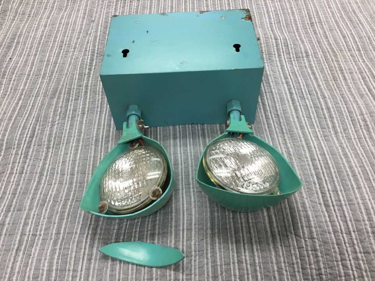   Ildpot イルドポッド vintage VERY RARE APPLETON MFG TURQUOISE EMERGENCY SPOT LIGHT MODEL 5000
