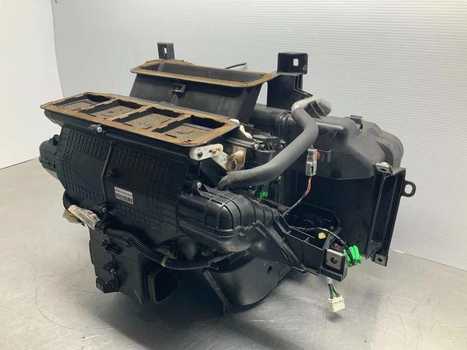 Honda Accord 2006 2,4 L sistema de unidad de refrigerante de aire acondicionado conjunto de carcasa OEM Foto 2 de 4