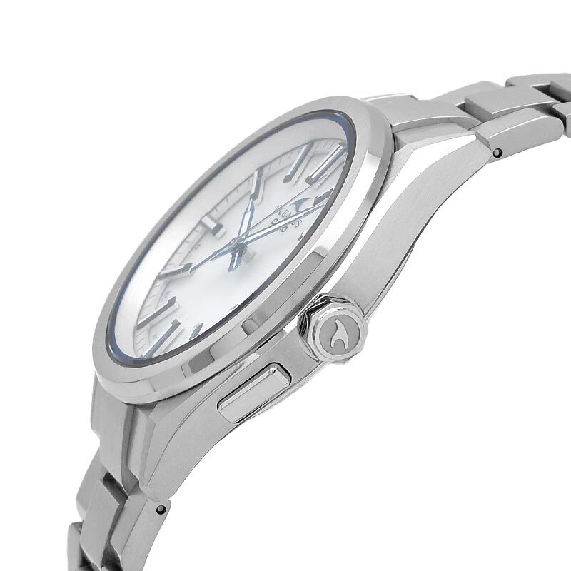 Pre-owned Casio Oceanus Ocw-t200s-7ajf White Evaporated Dial Bluetooth Radio Solar Watch