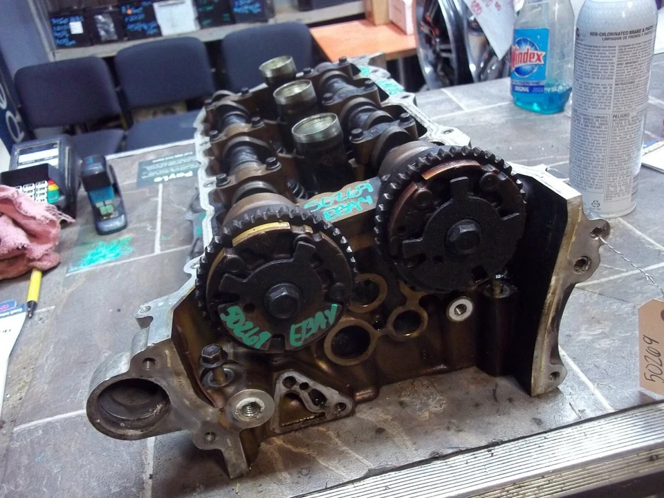 2007-2009 SUZUKI GRAND VITARA DRIVER LEFT SIDE CYLINDER HEAD 3.6L w CAM GEARS - Image 2 of 4