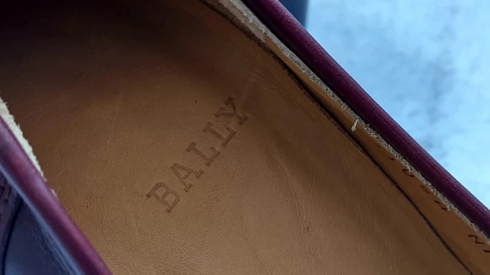 Hermosos zapatos vintage de cuero marrón/bordo para mujer de Bally, talla 39/8,5 Foto 3 de 4