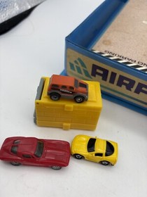 GALOOB MICRO MACHINES LOT MARINA AND 20 PLUS CARS USED READ