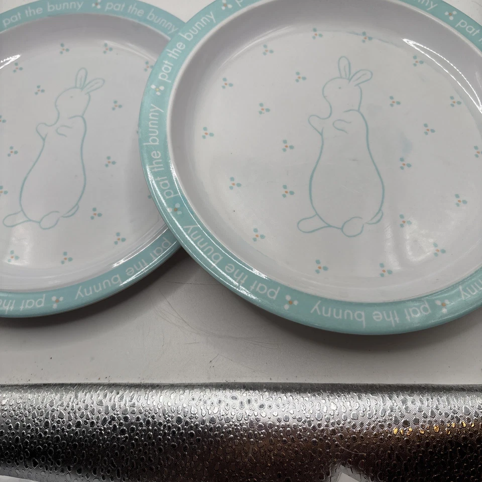 Plato de vajilla de melamina Pat the Bunny. Azul 8,25 pulgadas Juego de 2 Foto 3 de 4