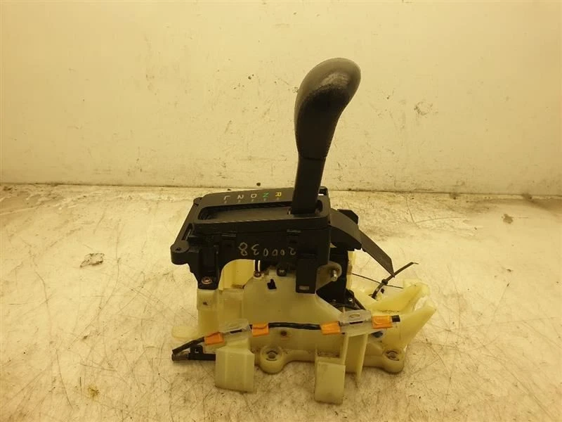 99 00 01 LEXUS ES300 TRACCIÓN DELANTERA TRANSMISIÓN AUTOMÁTICA CONJUNTO DE PALANCA DE CAMBIOS Foto 3 de 4