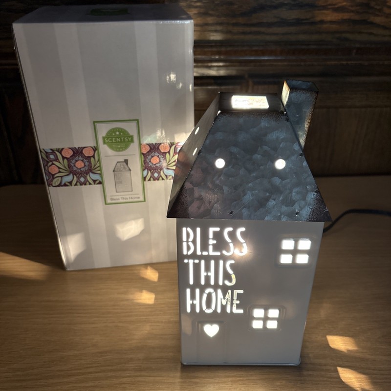 Scentsy BLESS THIS HOME Wax Warmer Rustic Primitive Decor 10" Tall in box
