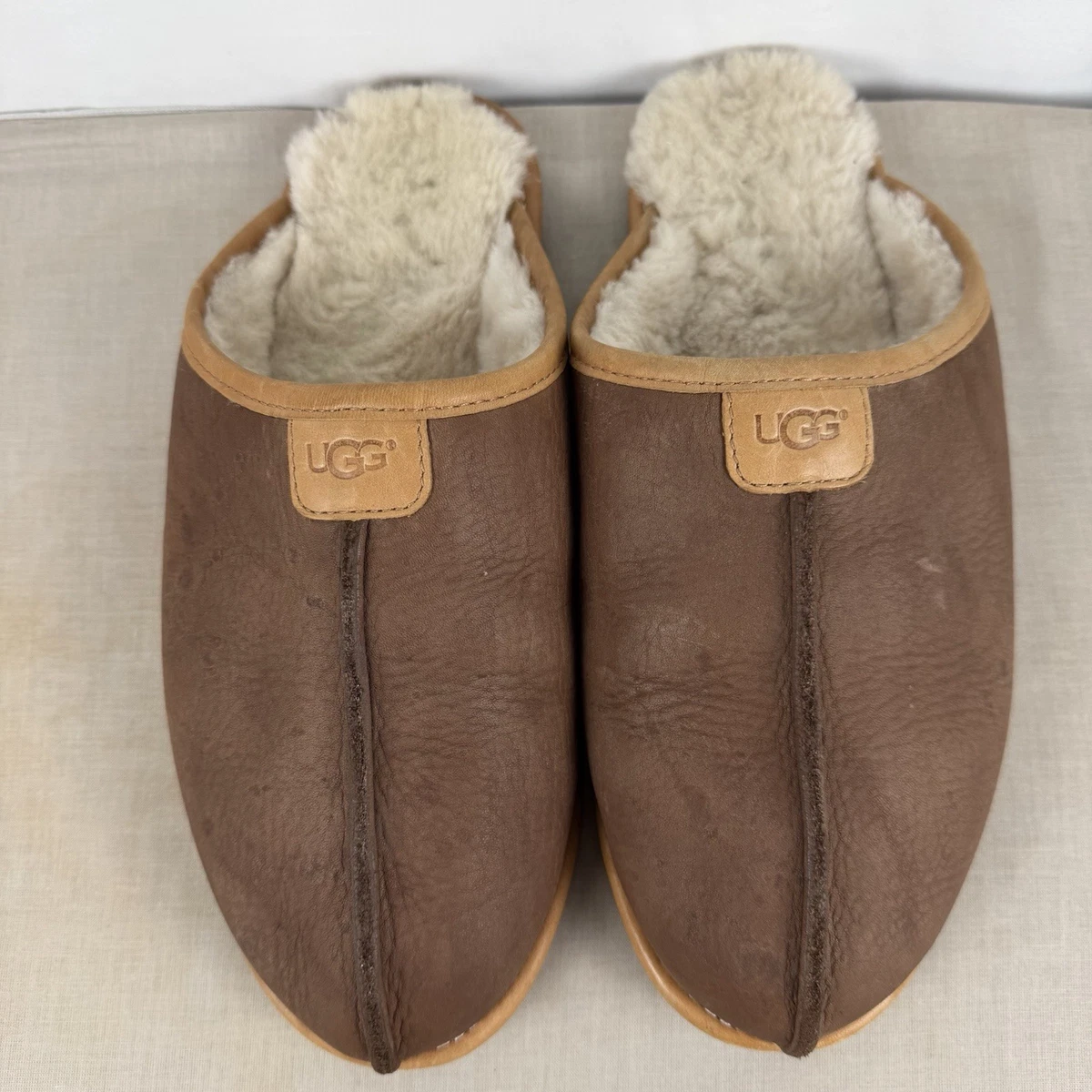 UGG Slip Resistant Slippers for Men 9 US Shoe for sale | eBay display picture 1