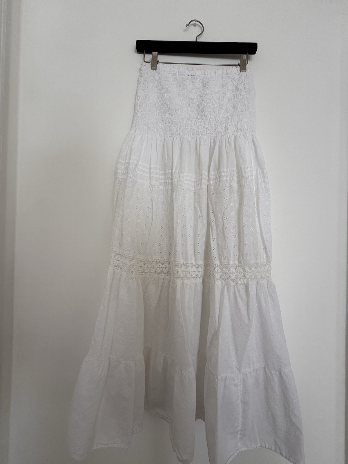 ✿ White Cotton Boho Maxi Skirt Dress Eyelet Embroidered Smocked Waist Zara Style