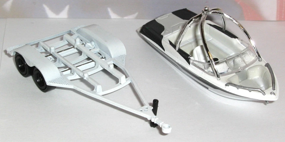 1/64 -Raro = BOTE DE ESQUÍ Y REMOLQUE / Neumáticos de goma tándem / Diecast / ENVÍO GRATUITO Foto 2 de 4