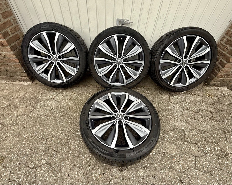 4 Aluminiumfelgen mit Reifen für Rena Qajar - Bild 3 von 4