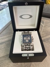 OAKLEY MINUTE MACHINE TIME TANK TITANIUM GRAY...