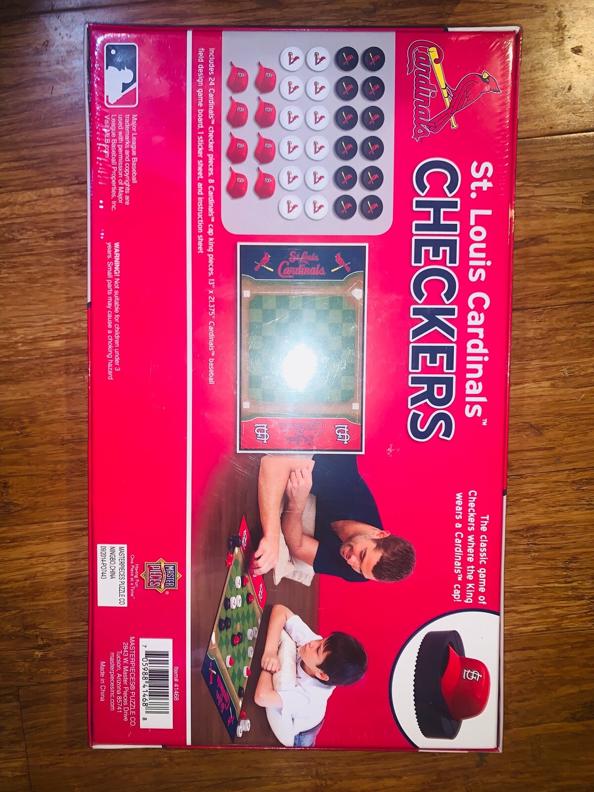 St. Louis Cardinals Checkers Board Game MLB Baseball Field King wears Cap! New!