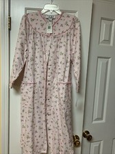 Vtg NWT Rene Rofe House Dress Medium Flannel Blue Floral Robe Nightgown Snaps