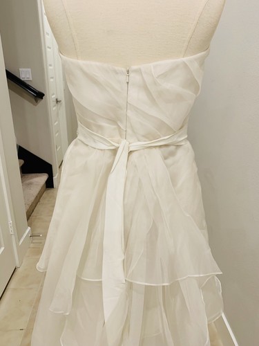 New Authentic Nouvelle Amsale Crystal Belt wedding gown Size 6(10) - 第 5/5 張圖片