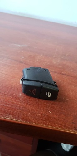 BMW 5 Touring E61 525 i Warnblinktaster 6919506 3.0 Benzin 160kw 2008 10835179