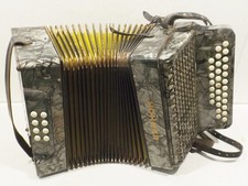 Vecchio Grigio Hohner Club IIB Victoria Fisarmonica B/Es Con Cintura E Valigia
