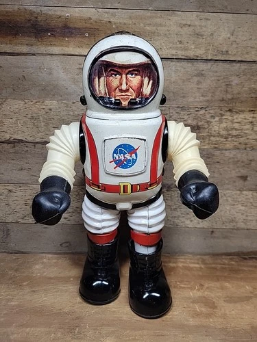 ​Vintage 1967 MARX ASTRO-NAUT NASA Spaceman Tin Litho Battery Op Robot Toy Space