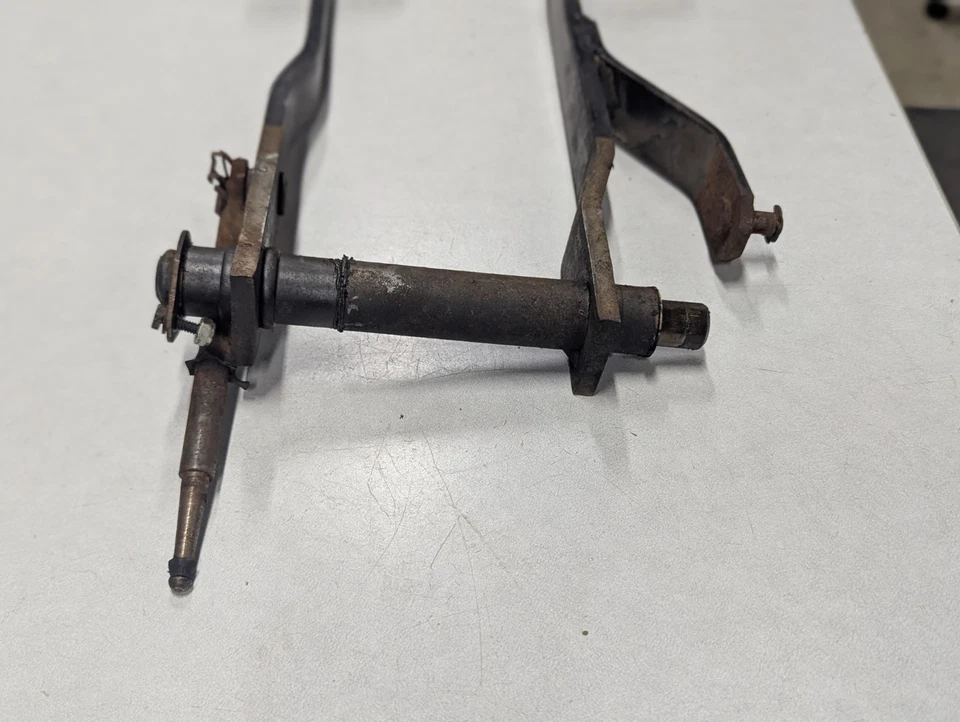 Pedales de freno y embrague Dodge Ram D150 D250 D350 1989-1993/W150 W250 W350 Foto 4 de 4