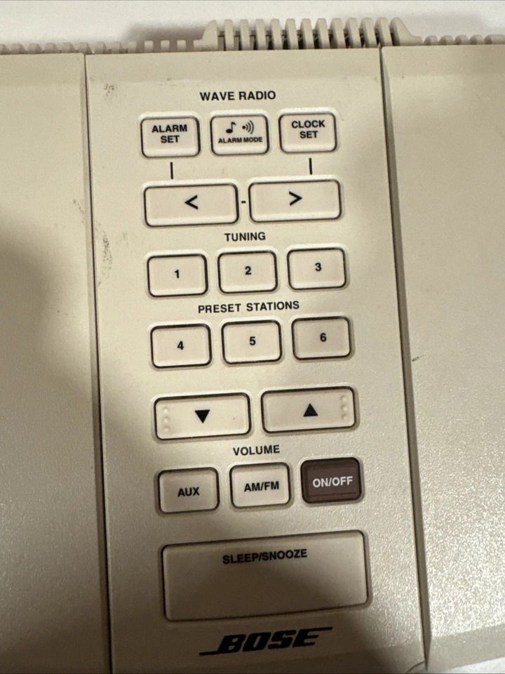 Radio Bose Wave Modelo AWR1-1W Blanco AM/FM Sin Piezas Remotas Solo COMO ESTÁ GC-5620 Foto 4 de 4