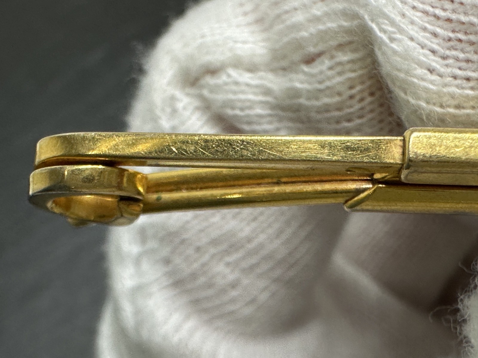 TWO VINTAGE SWANK GOLD TONE COLLAR BAR CLIPS M220