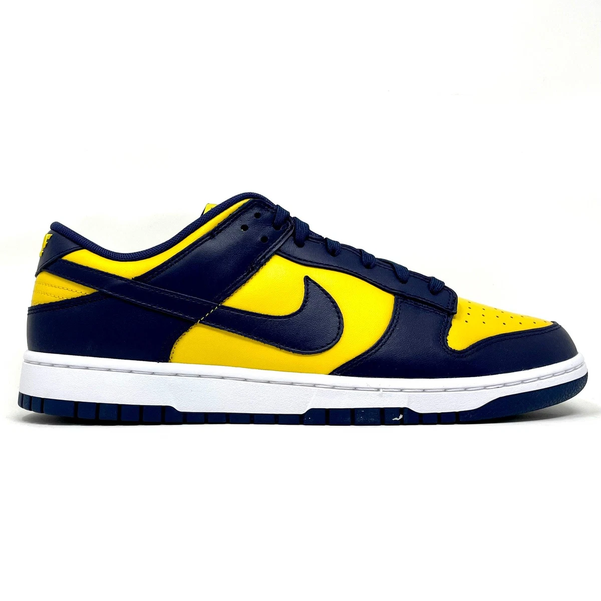 Preços baixos em Nike Dunk Low Michigan 2021 | eBay
