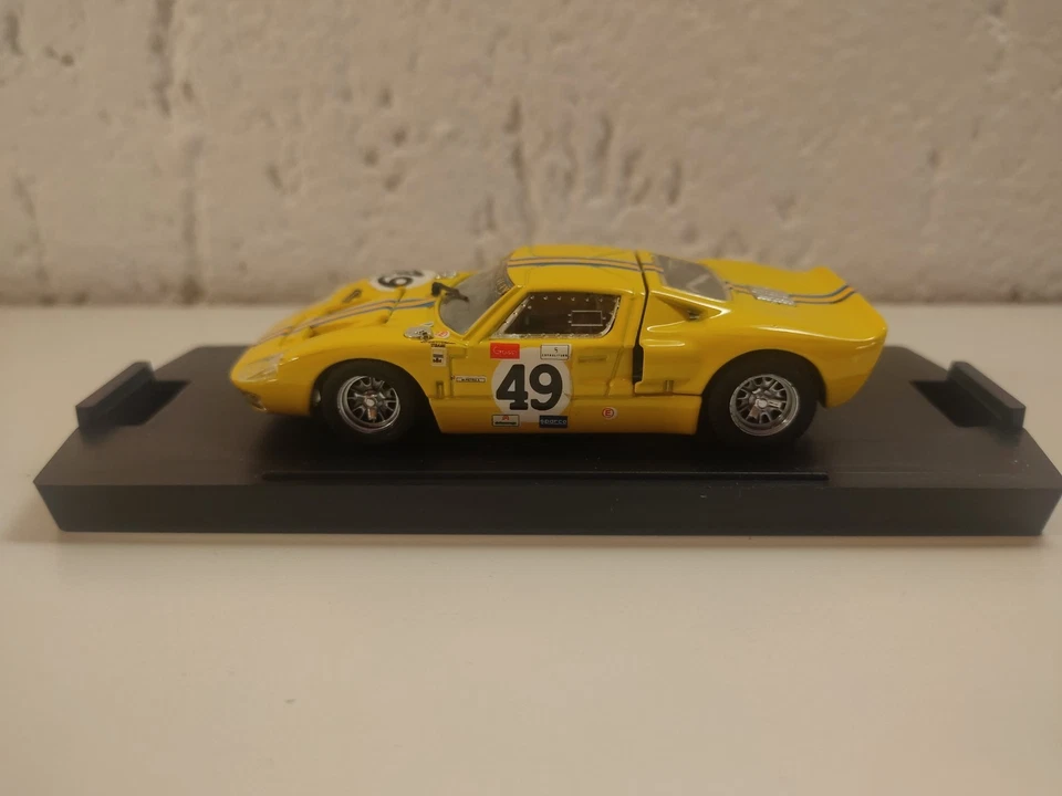 FORD GT 40 SPORTITALIA TEAM EDIZIONE LIMITATA REF.1009 BANG SCALA 1/43 - Immagine 2 di 4