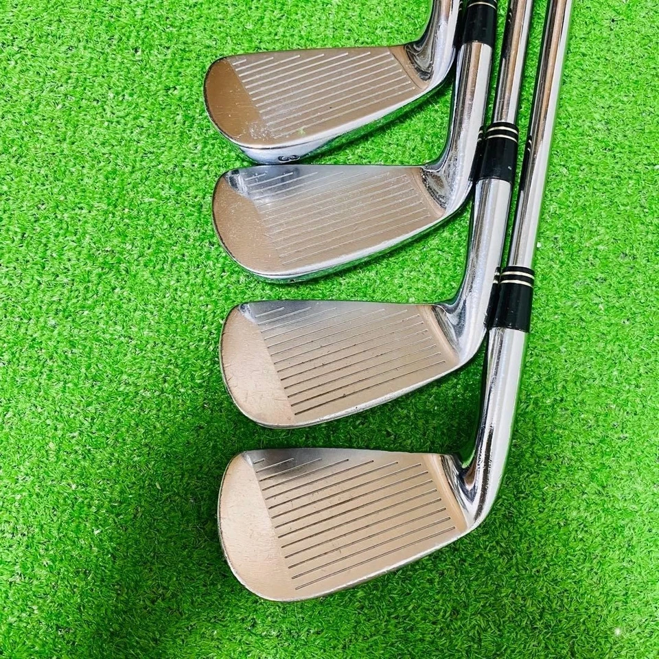 TaylorMade 300 forjado 8 piezas 3-Pw Flex rígido dinámico dorado S300 diestro Foto 4 de 4