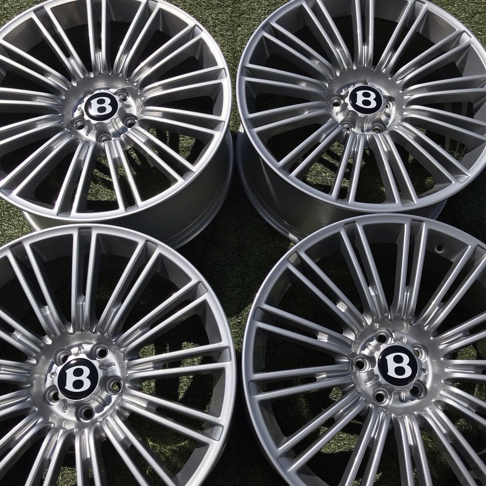 Bentley Flying Spur Wheel P/N 3W0601025AR