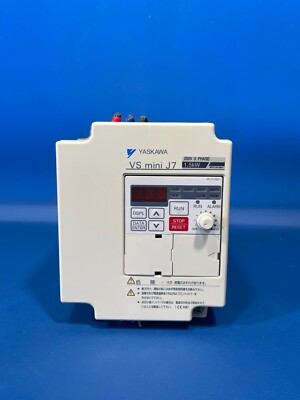 YASKAWA CIMR-J7AA21P5  INVERTER DRIVE 200V 3PH 1.5kW 11A